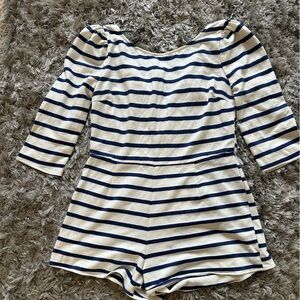 Blue/white striped romper. Size L.Belt loops 3/4 sleeves. V back. Zipper closure